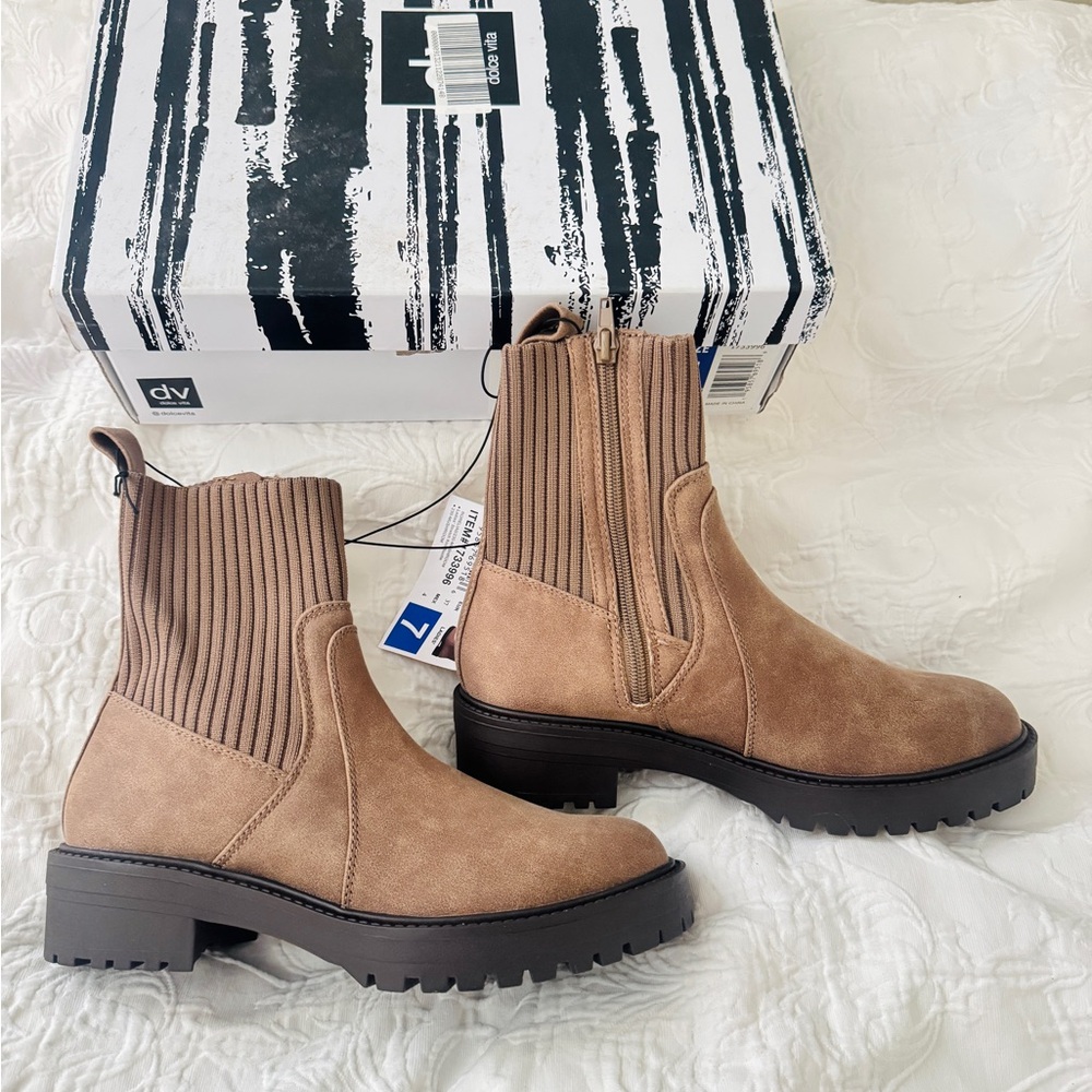 DV by Dolce Vita Women's Ankle Boot - Stretch Knit Booties/ size 7/ NWT - Picture 1 of 4